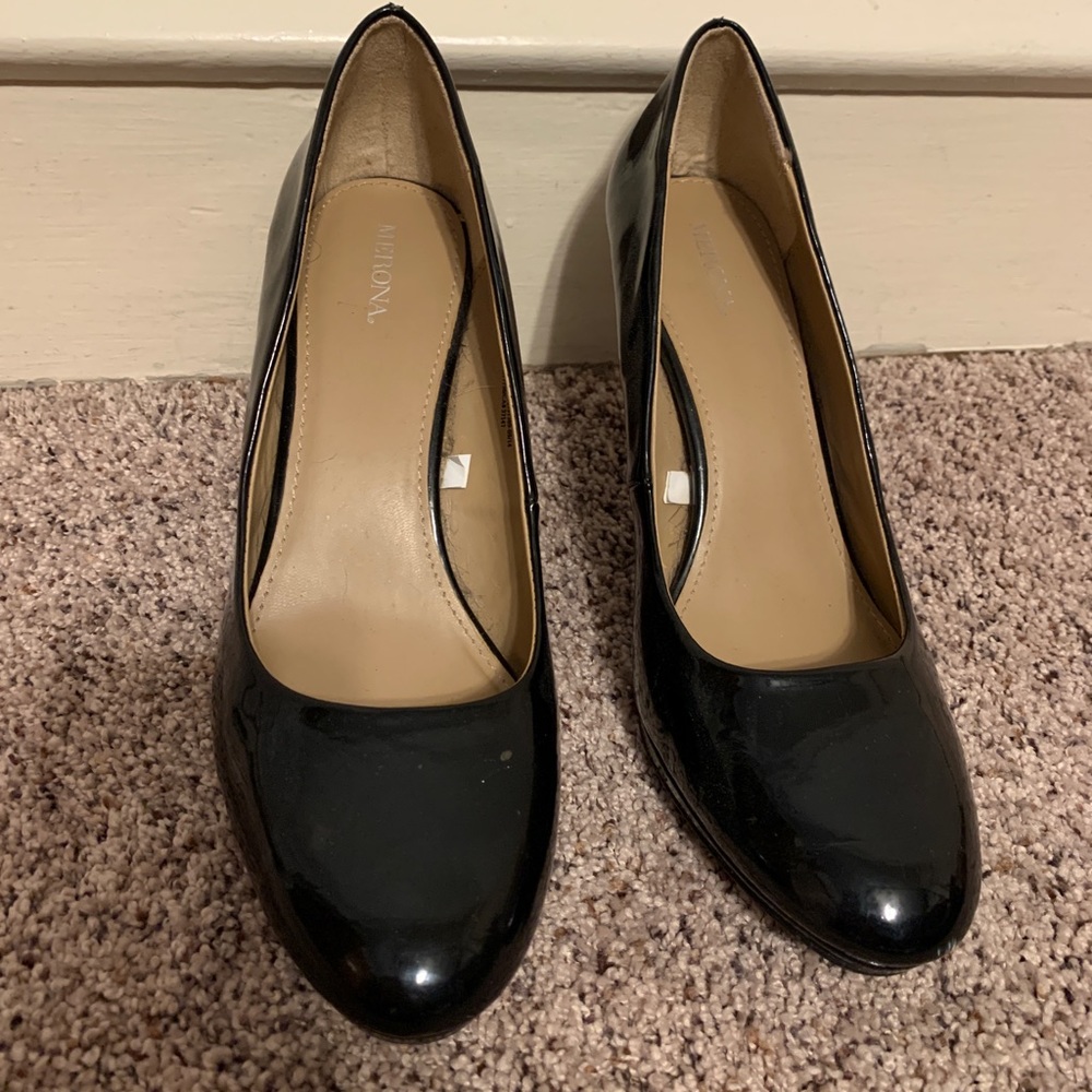 Women’s Black Heels